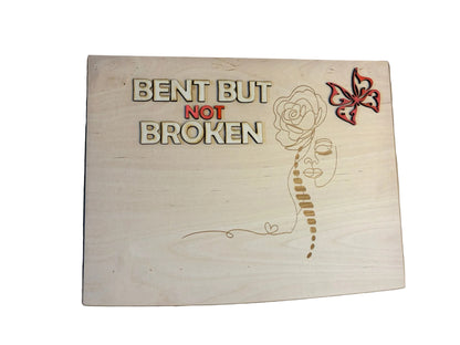 Aufbewahrungsbox - Bent but not broken