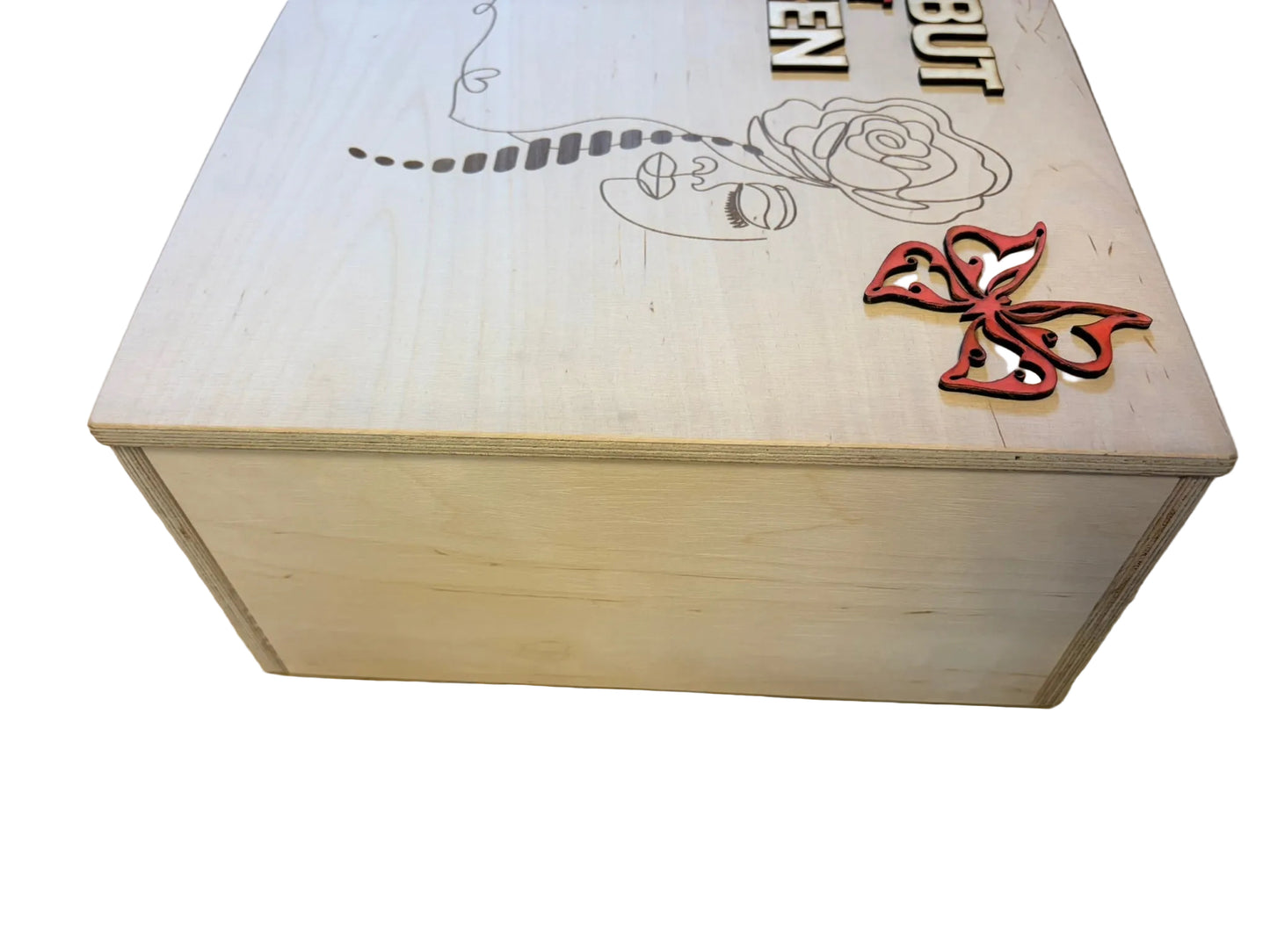 Aufbewahrungsbox - Bent but not broken